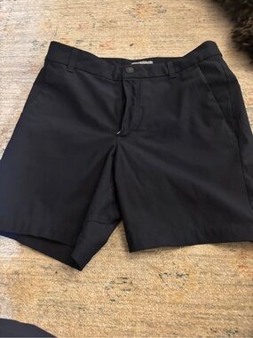 Vuori Navy Men's Shorts - Classic Performance Style
